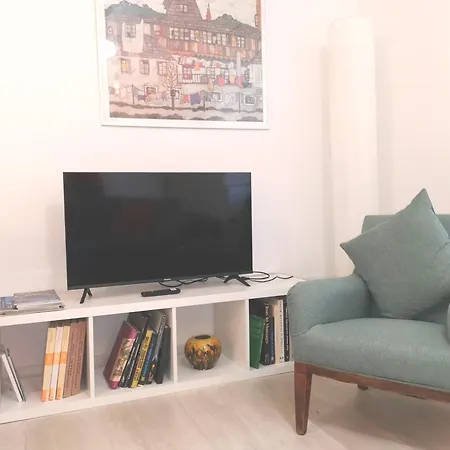 Secret Garden With Private Parking Space Apartamento