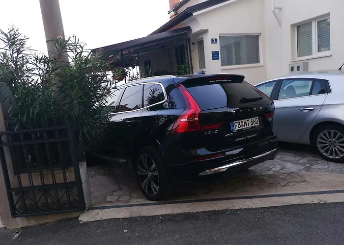 Secret Garden With Private Parking Space * Opatija